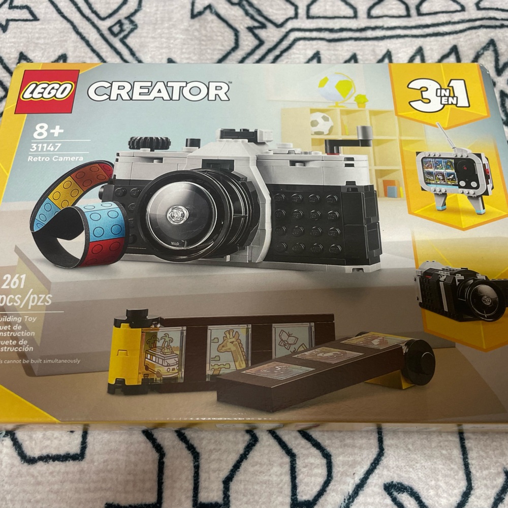 Lego Creator Retro Camera Toy in White, Black, Yellow